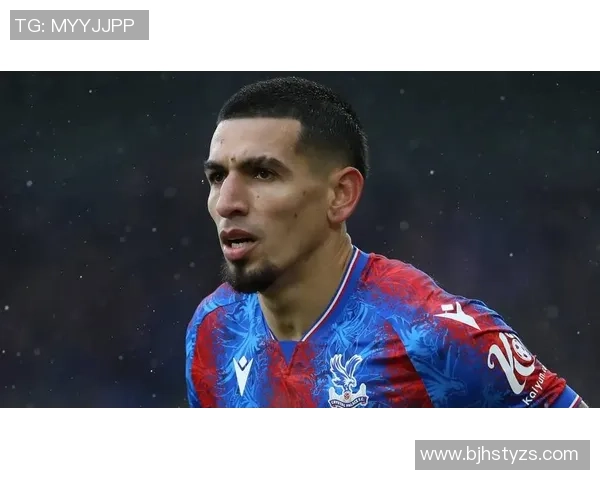 足球后卫八号球星是谁 了解这位场上铁卫的风采与贡献