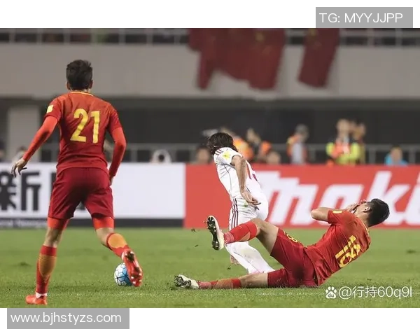 满脑子骚操作的国足球星如何在赛场上演绎奇迹般逆袭与成长